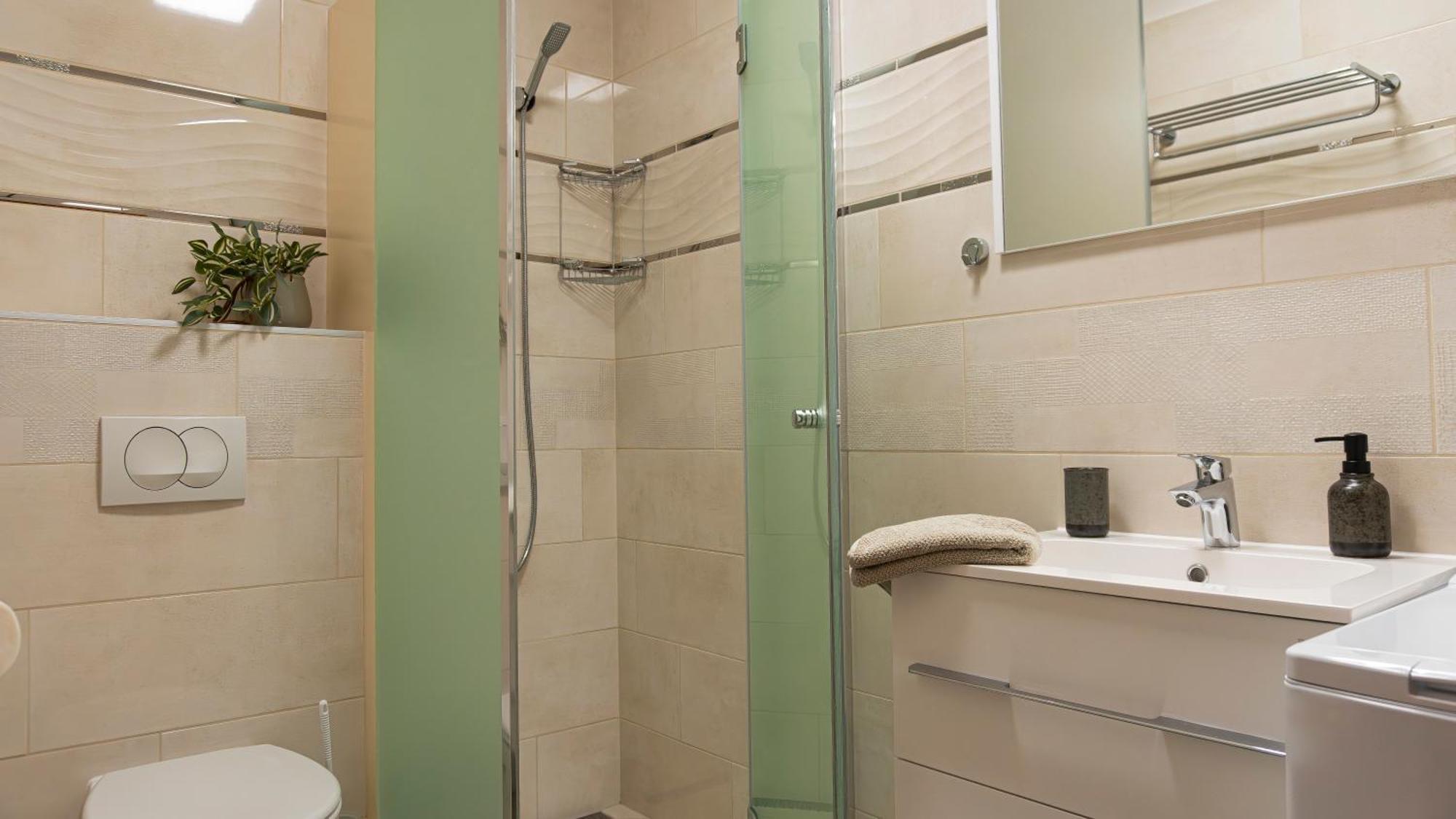 Thermal Irisz Apartman Kiskunhalas Εξωτερικό φωτογραφία