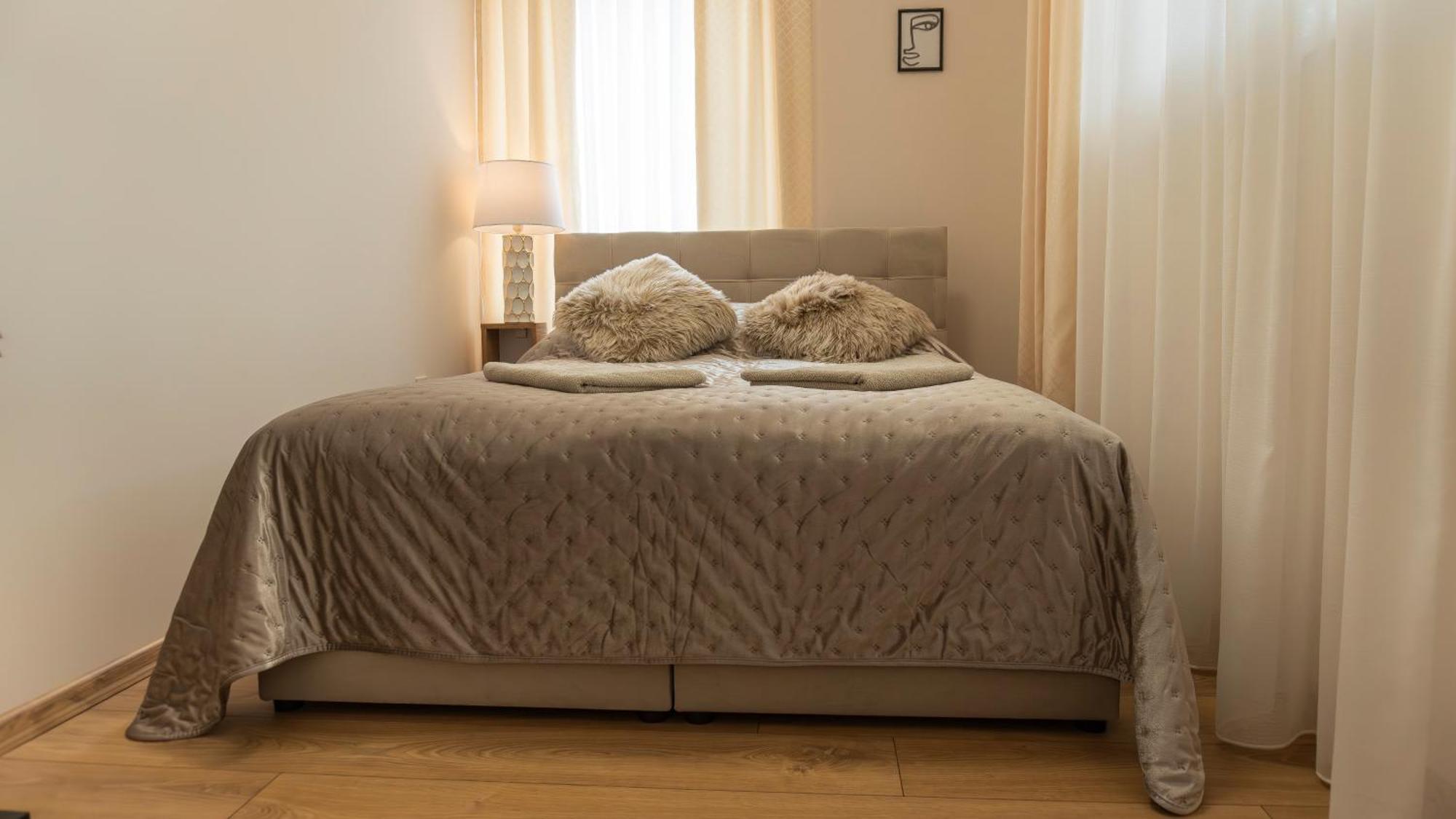 Thermal Irisz Apartman Kiskunhalas Εξωτερικό φωτογραφία